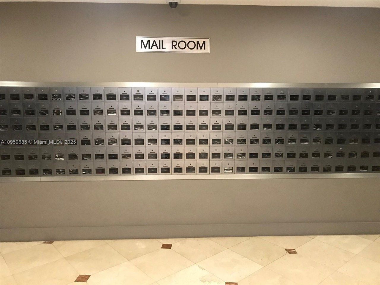 100 Lincoln Rd, Unit 719, Miami Beach, FL 33139 Photo