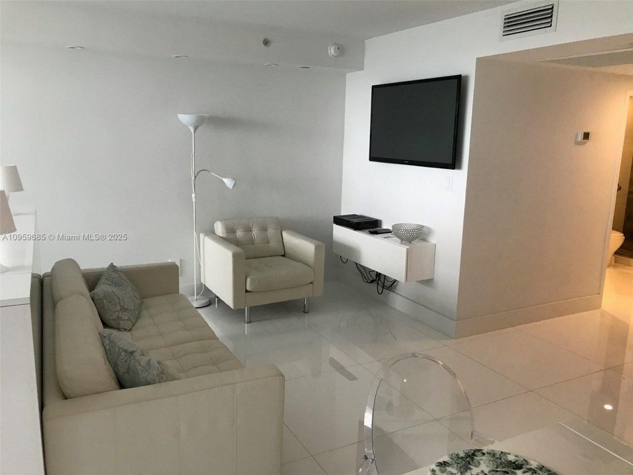 100 Lincoln Rd, Unit 719, Miami Beach, FL 33139 Photo
