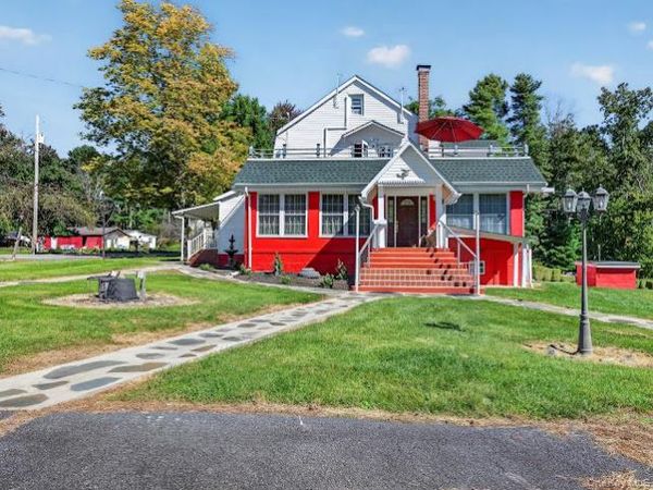 180 Yulan Barryville Road, Barryville, NY 12719