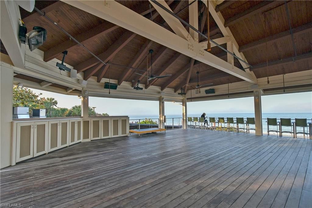6597 Nicholas Blvd, Unit 401, Naples, FL 34108 Photo