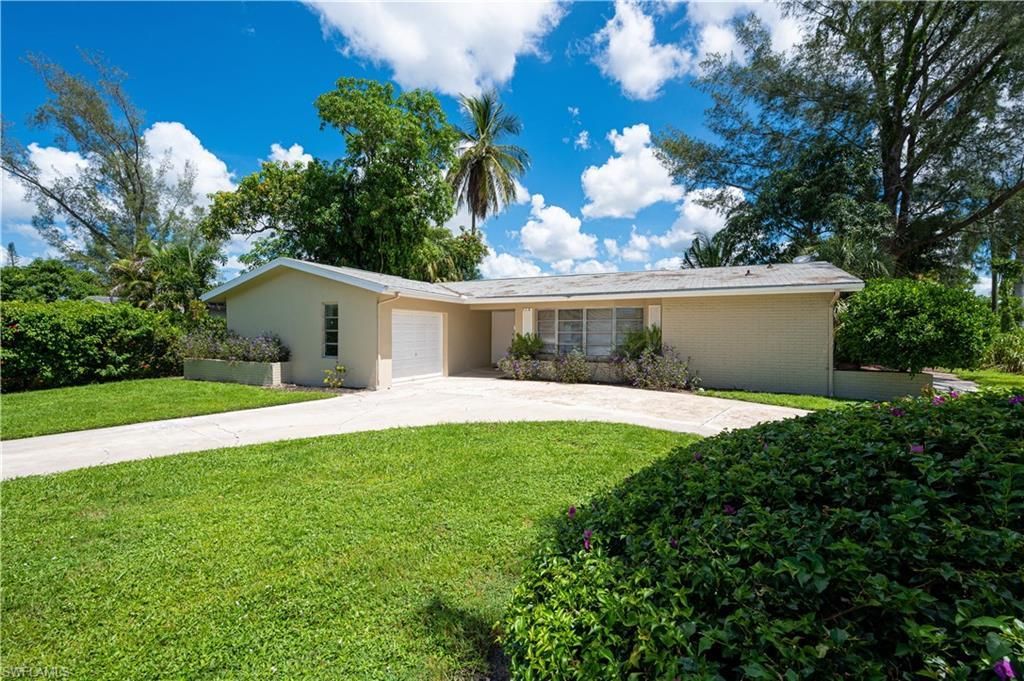 514 14th St N, Naples, FL 34102 Photo