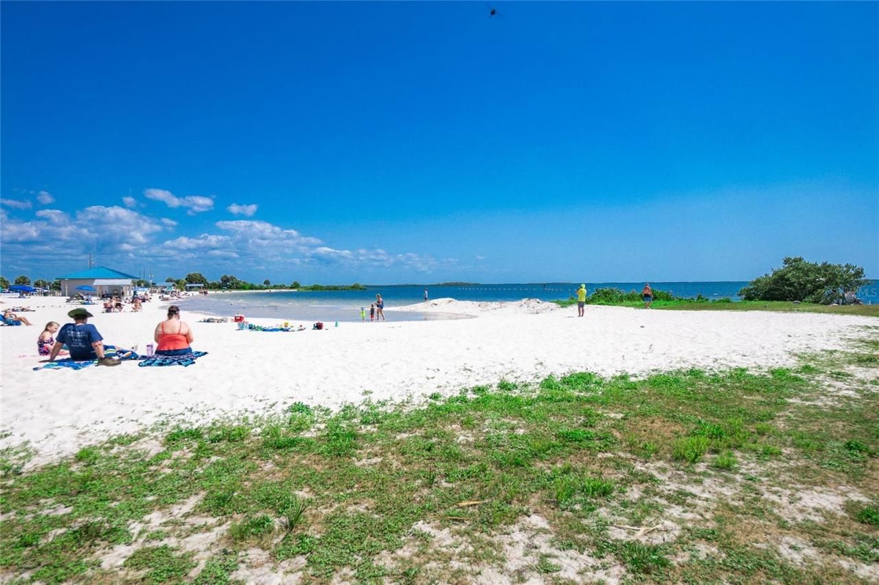 464 NE 2nd Street, Crystal River, FL 34429 Photo