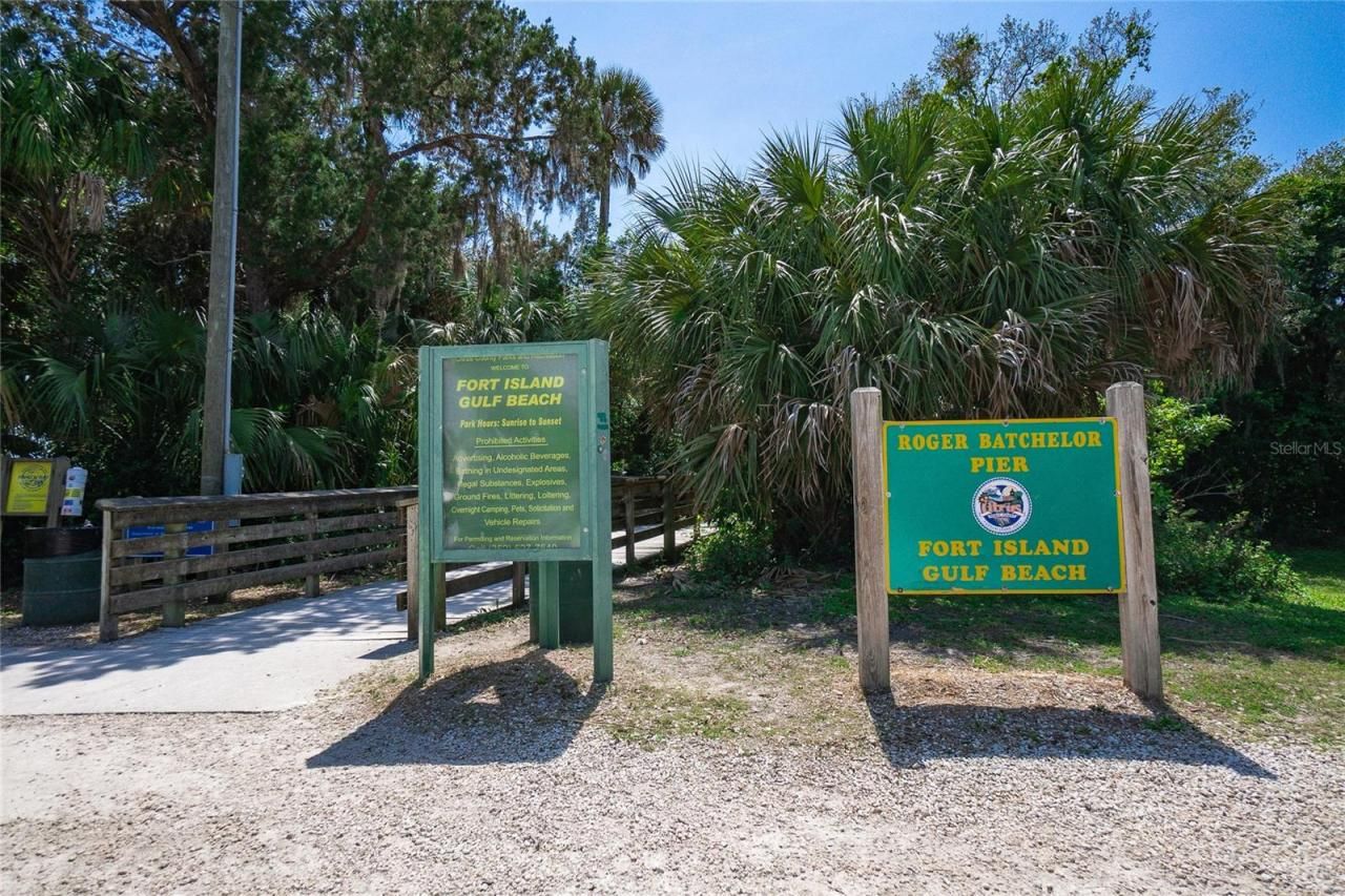 464 NE 2nd Street, Crystal River, FL 34429 Photo