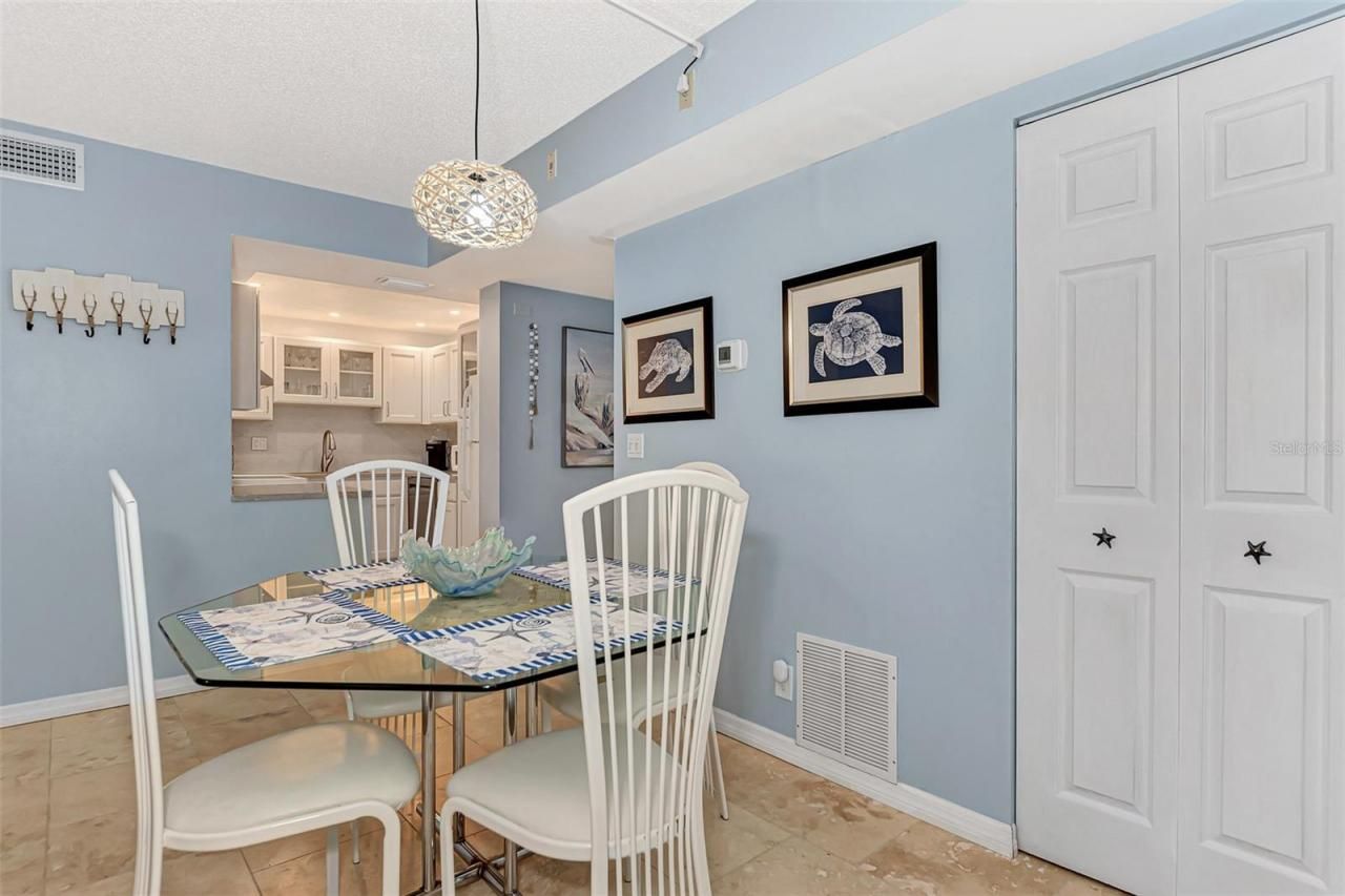 5855 Midnight Pass Road, Unit 426, Sarasota, FL 34242 Photo