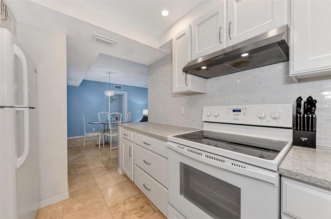 5855 Midnight Pass Road, Unit 426, Sarasota, FL 34242 Photo