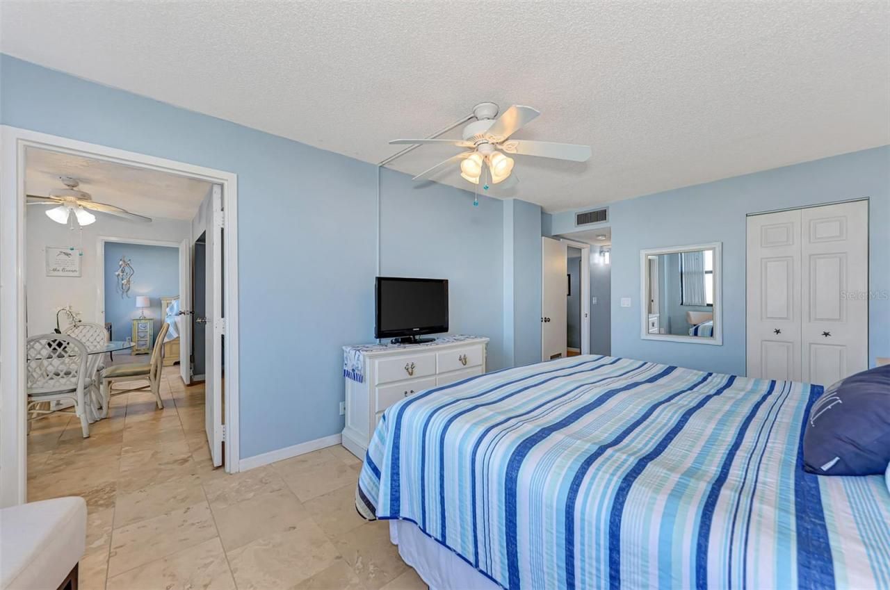 5855 Midnight Pass Road, Unit 426, Sarasota, FL 34242 Photo