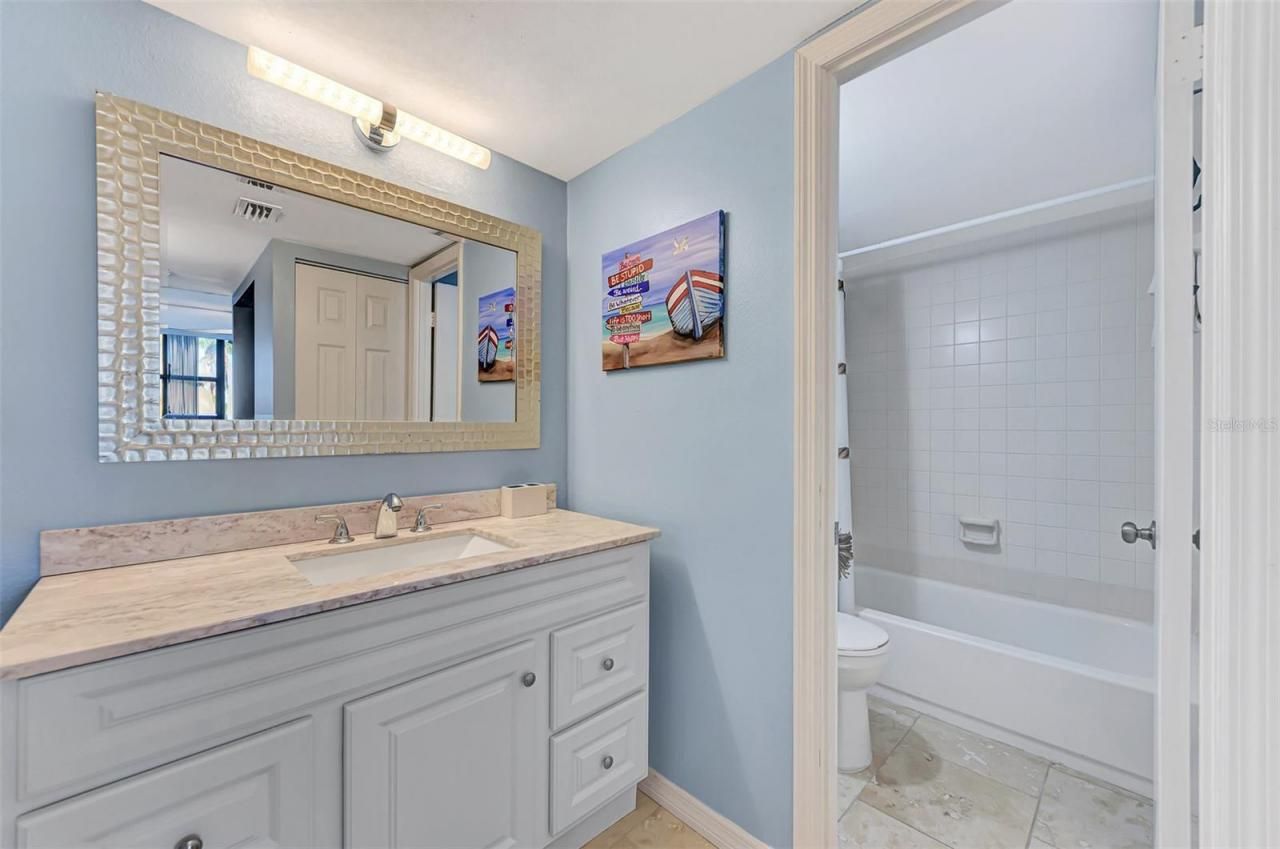 5855 Midnight Pass Road, Unit 426, Sarasota, FL 34242 Photo