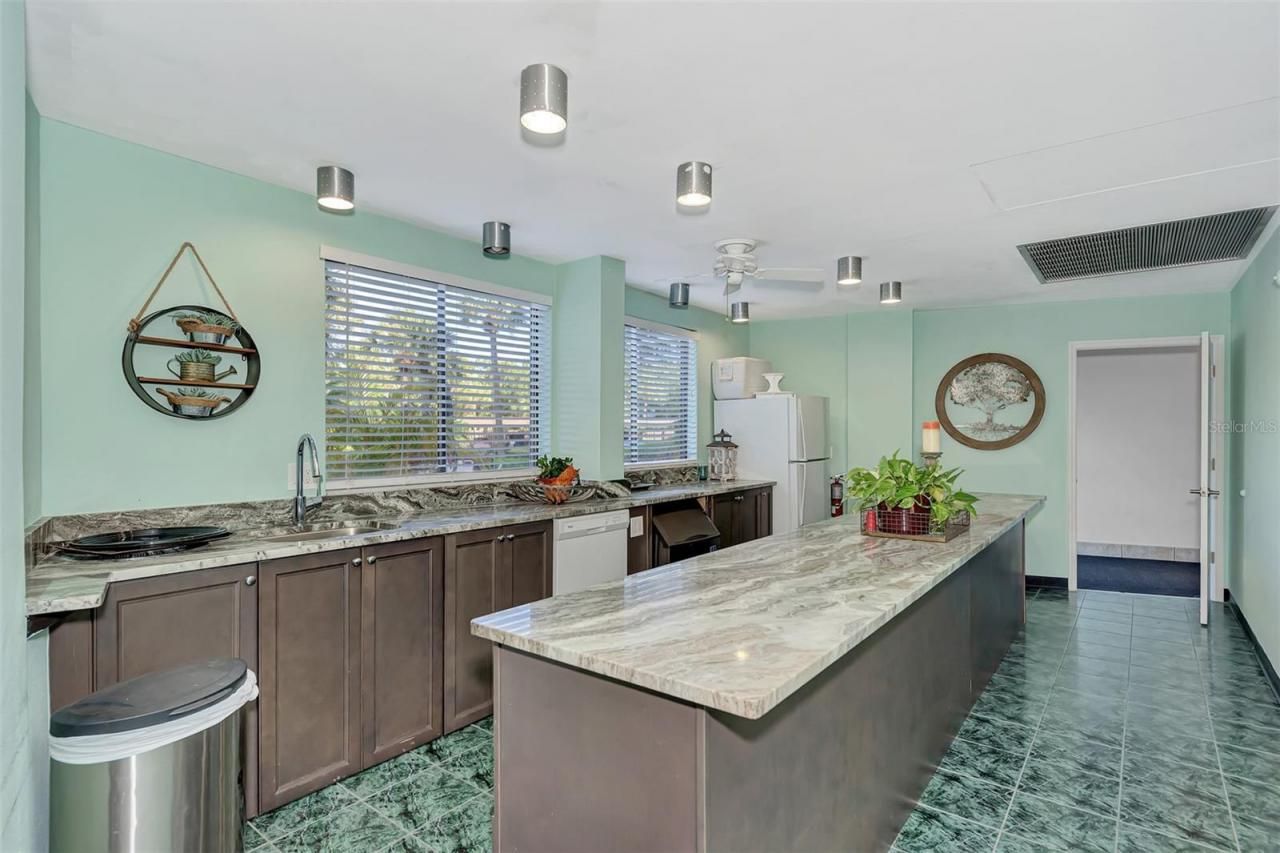 5855 Midnight Pass Road, Unit 426, Sarasota, FL 34242 Photo