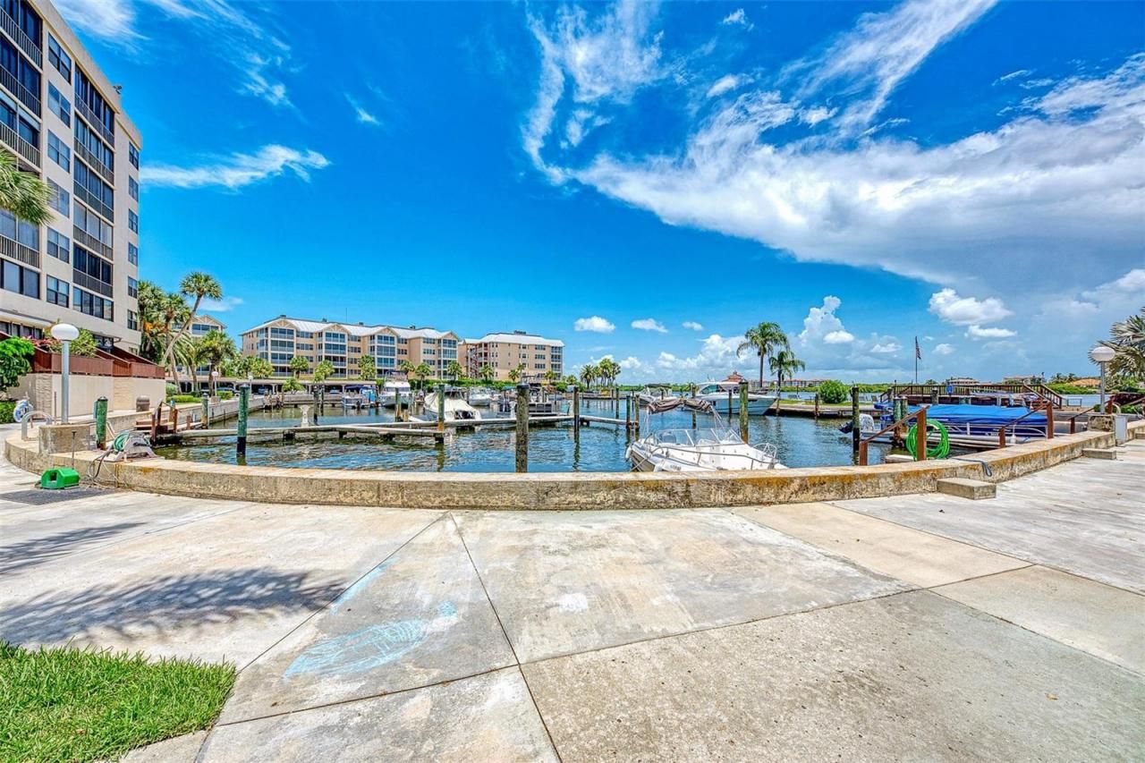 5855 Midnight Pass Road, Unit 426, Sarasota, FL 34242 Photo
