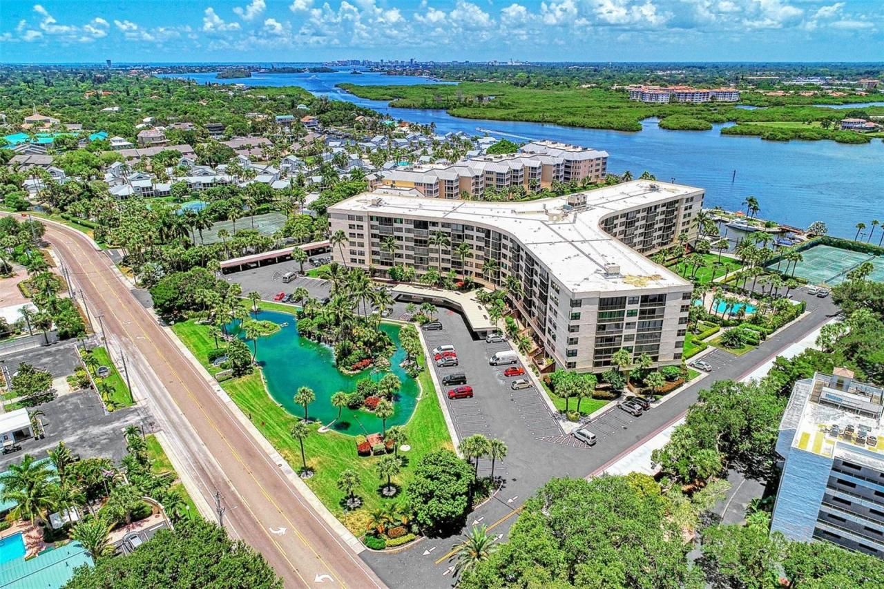 5855 Midnight Pass Road, Unit 426, Sarasota, FL 34242 Photo