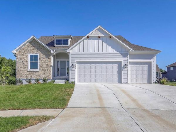 17710 S Brockway Street, Olathe, KS 66062