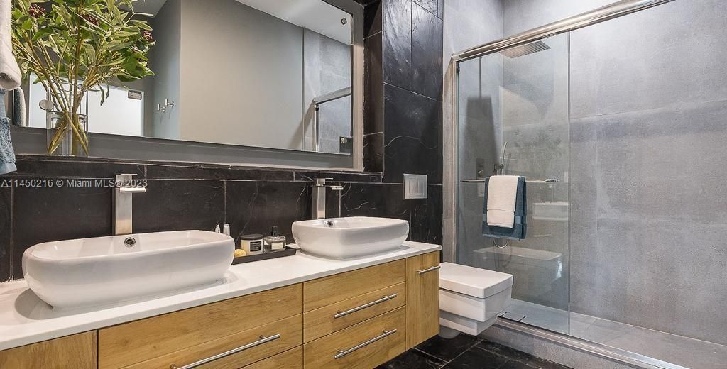 2001 Biscayne Blvd, Unit 2104, Miami, FL 33137 Photo