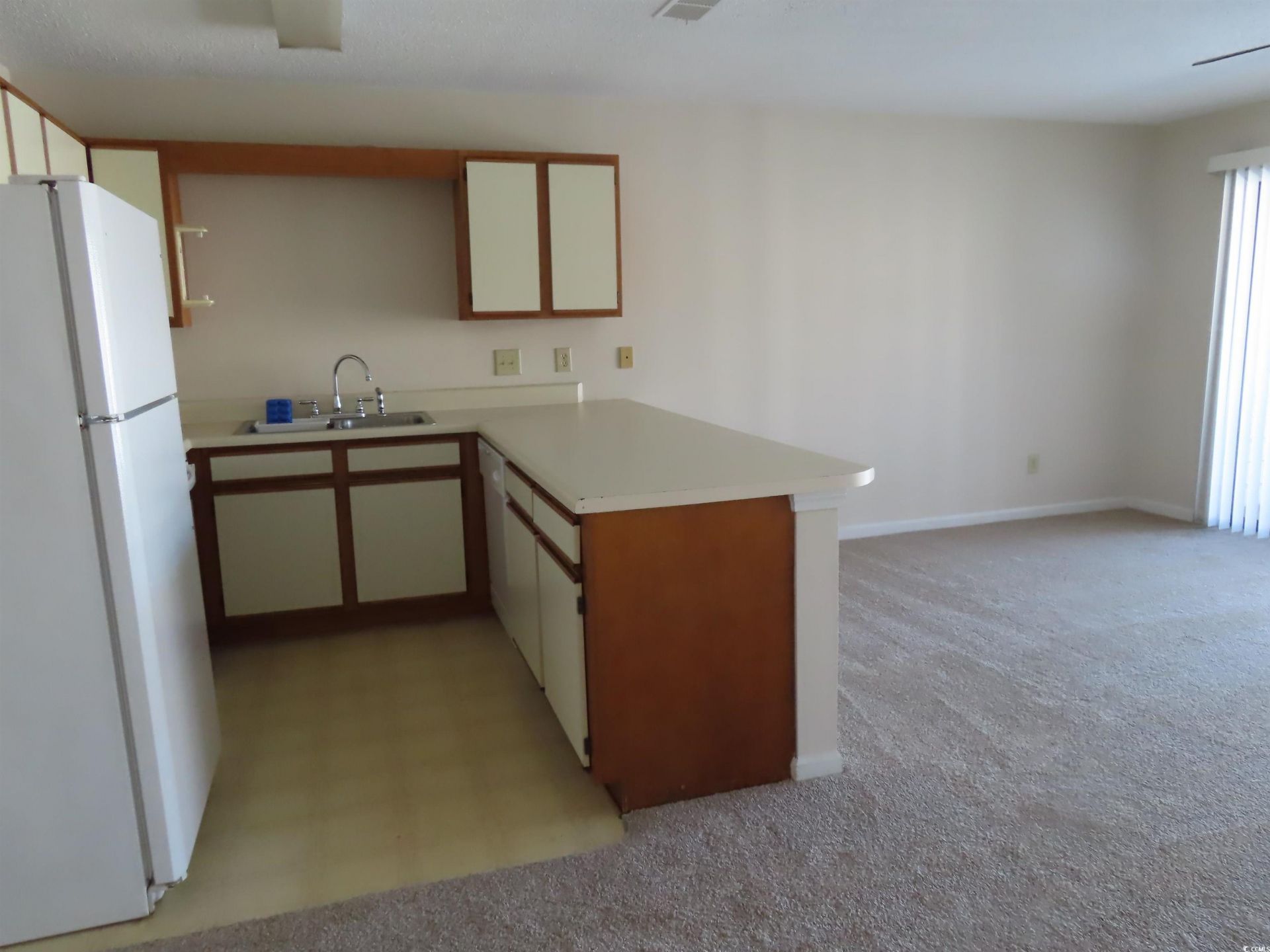510 Fairwood Lakes Dr. Photo 8