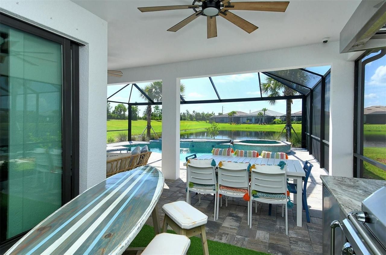 18114 Waterville Place, Bradenton, FL 34202 Photo
