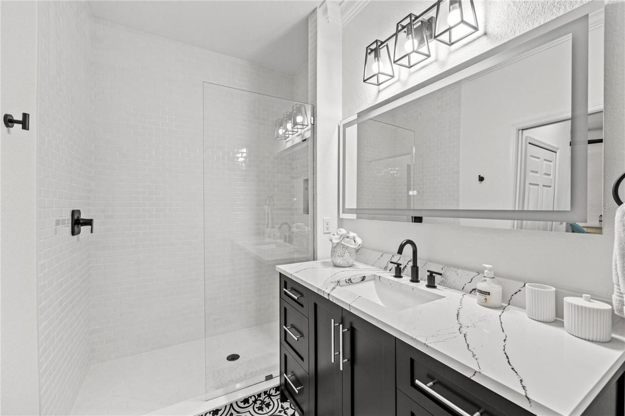 18114 Gawthrop Drive, Unit 402, Lakewood Ranch, FL 34211 Photo