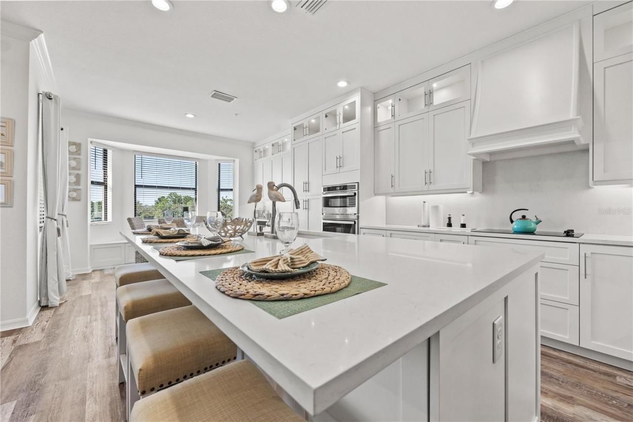 18114 Gawthrop Drive, Unit 402, Lakewood Ranch, FL 34211 Photo