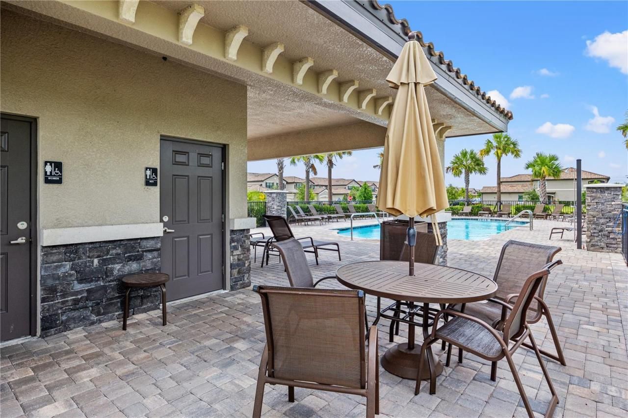 18114 Gawthrop Drive, Unit 402, Lakewood Ranch, FL 34211 Photo