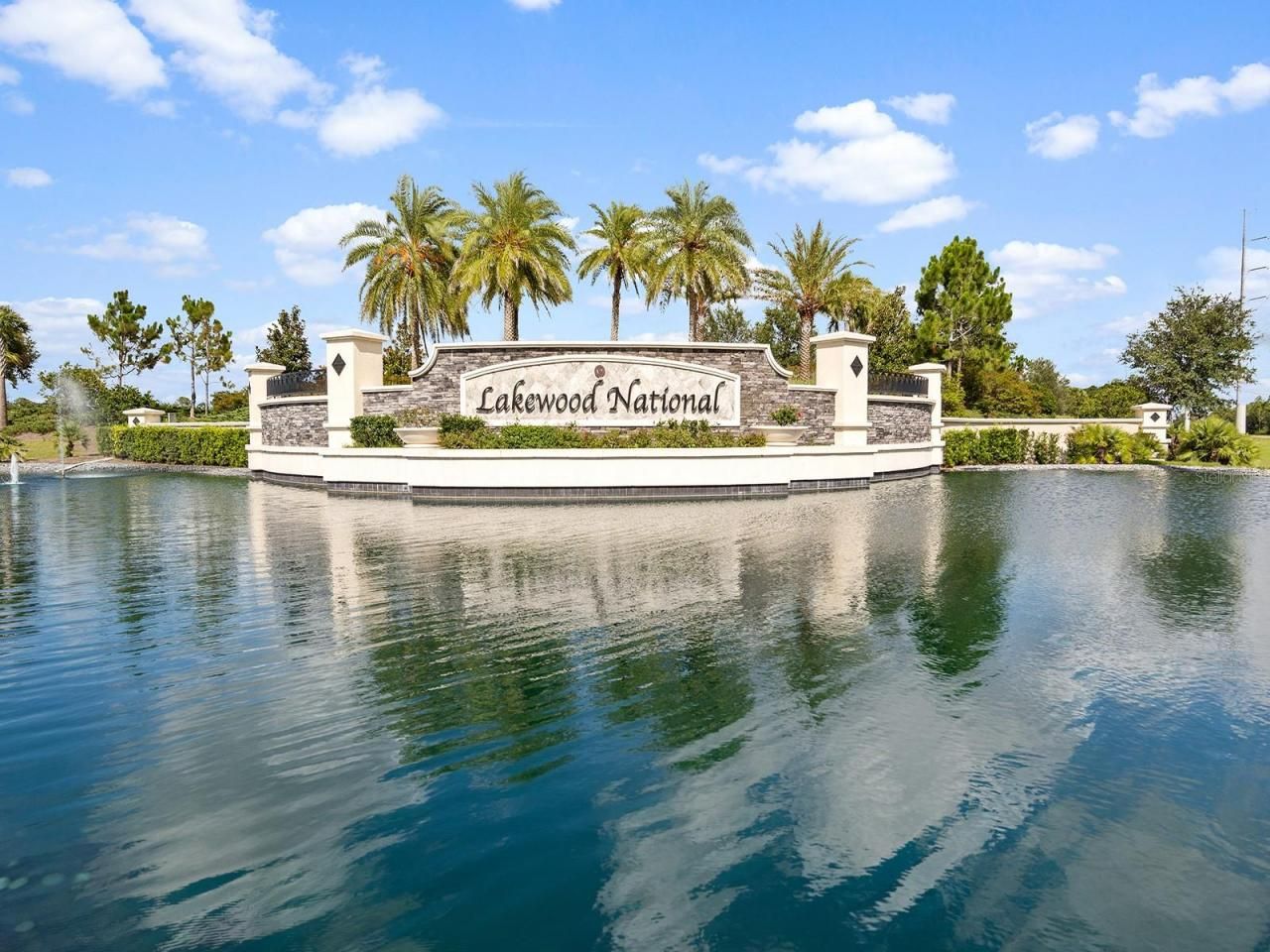 18114 Gawthrop Drive, Unit 402, Lakewood Ranch, FL 34211 Photo