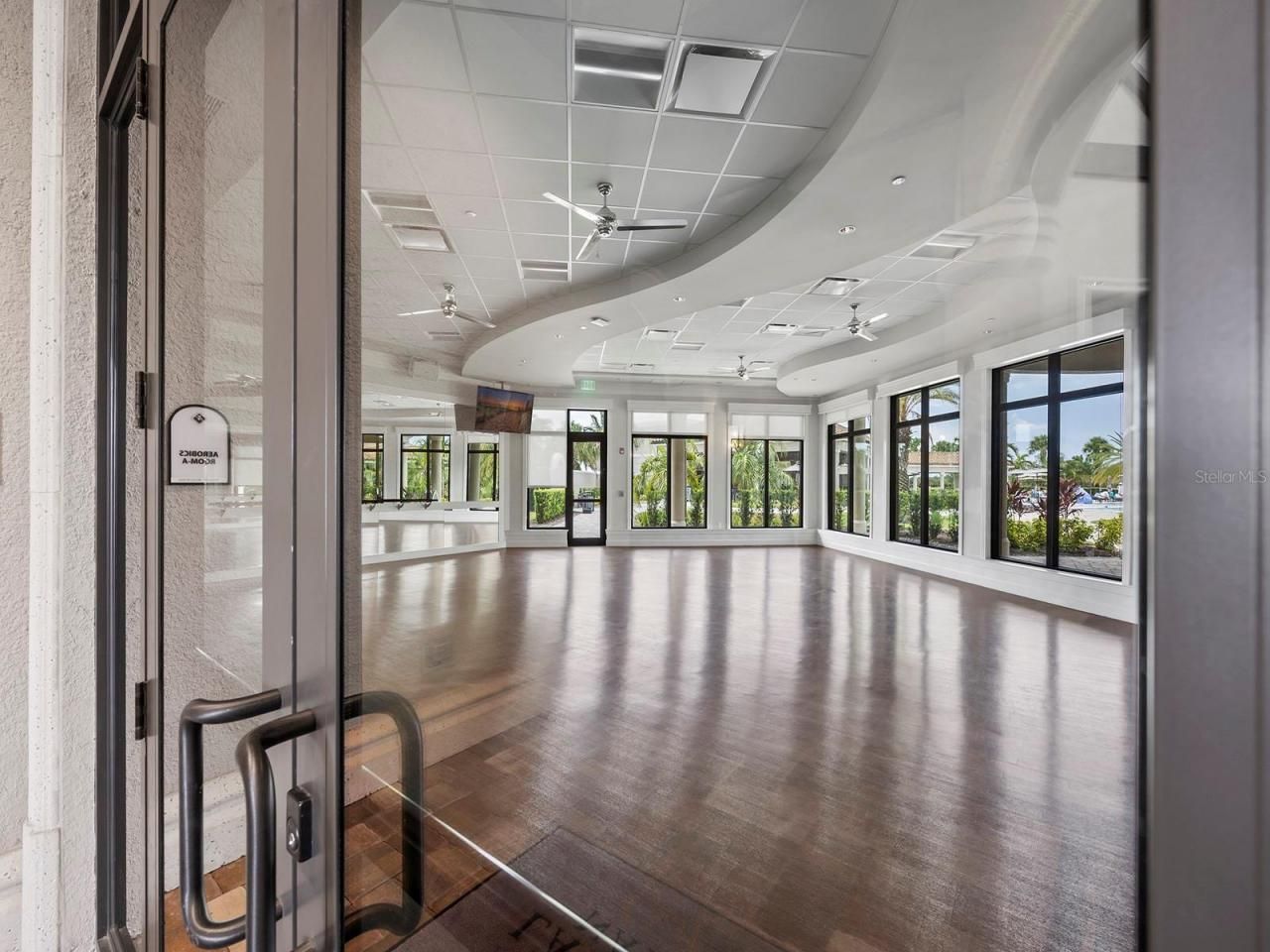 18114 Gawthrop Drive, Unit 402, Lakewood Ranch, FL 34211 Photo