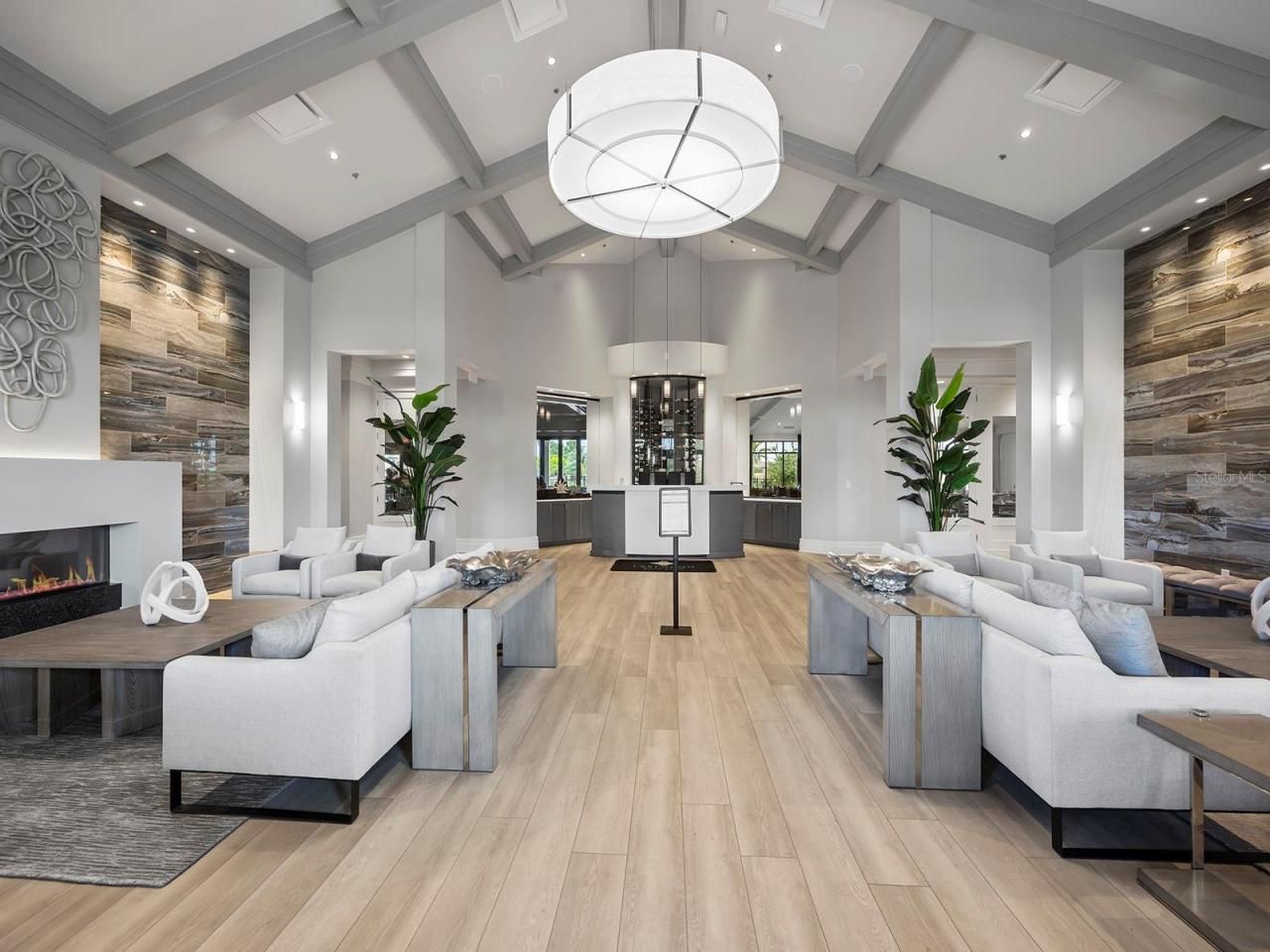 18114 Gawthrop Drive, Unit 402, Lakewood Ranch, FL 34211 Photo