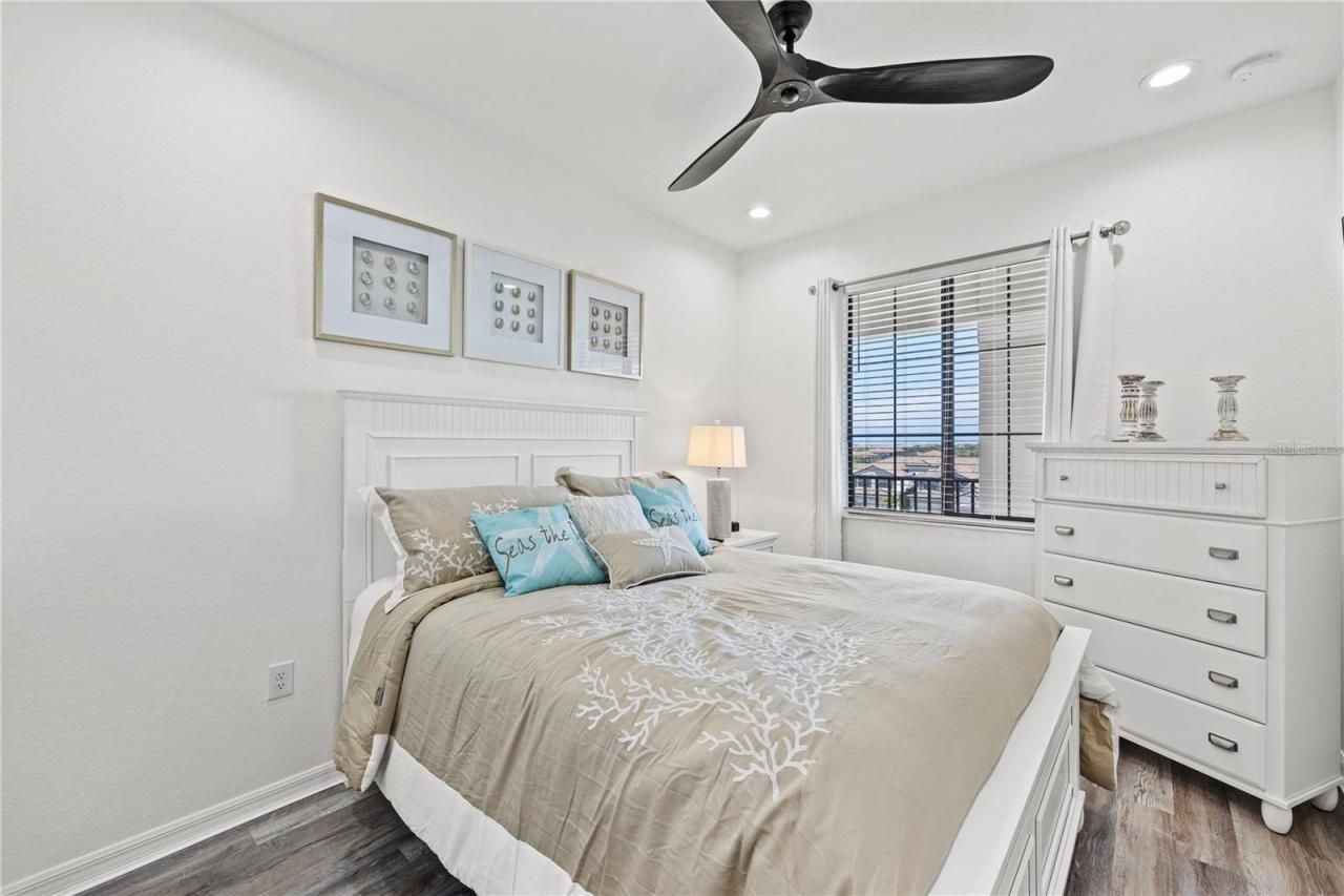 18114 Gawthrop Drive, Unit 402, Lakewood Ranch, FL 34211 Photo