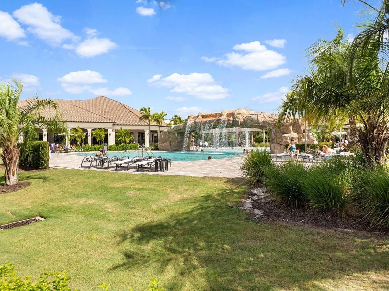 18114 Gawthrop Drive, Unit 402, Lakewood Ranch, FL 34211 Photo