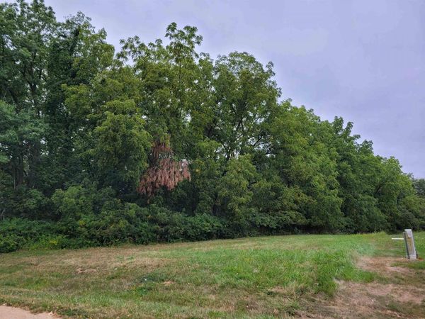 20-31 & 32 Fox Run Drive, LAKE CARROLL, IL 61046