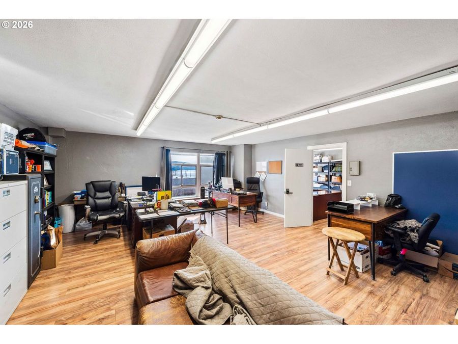 Property Image 37