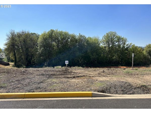 3023 NW Shadden DR, Unit 58, McMinnville, OR 97128