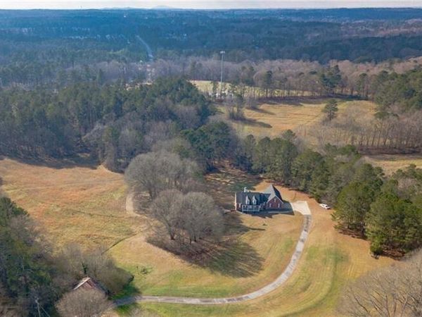 928 Grayson New Hope Road, Lawrenceville, GA 30045