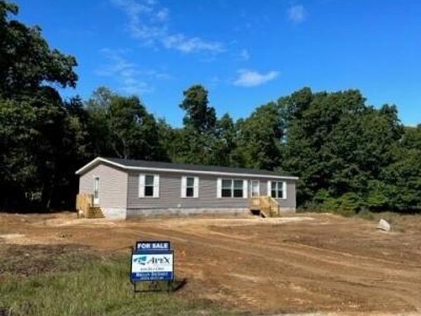 2724 Pasture Street, Wayland, MI 49348