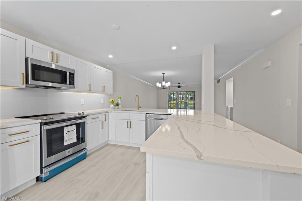 12130 Kelly Greens Blvd, Unit 95, Fort Myers, FL 33908 Photo