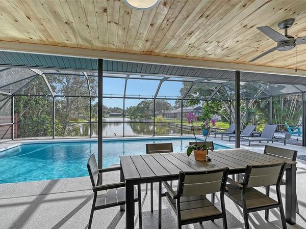 3924 HELENE STREET, SARASOTA, FL 34233
