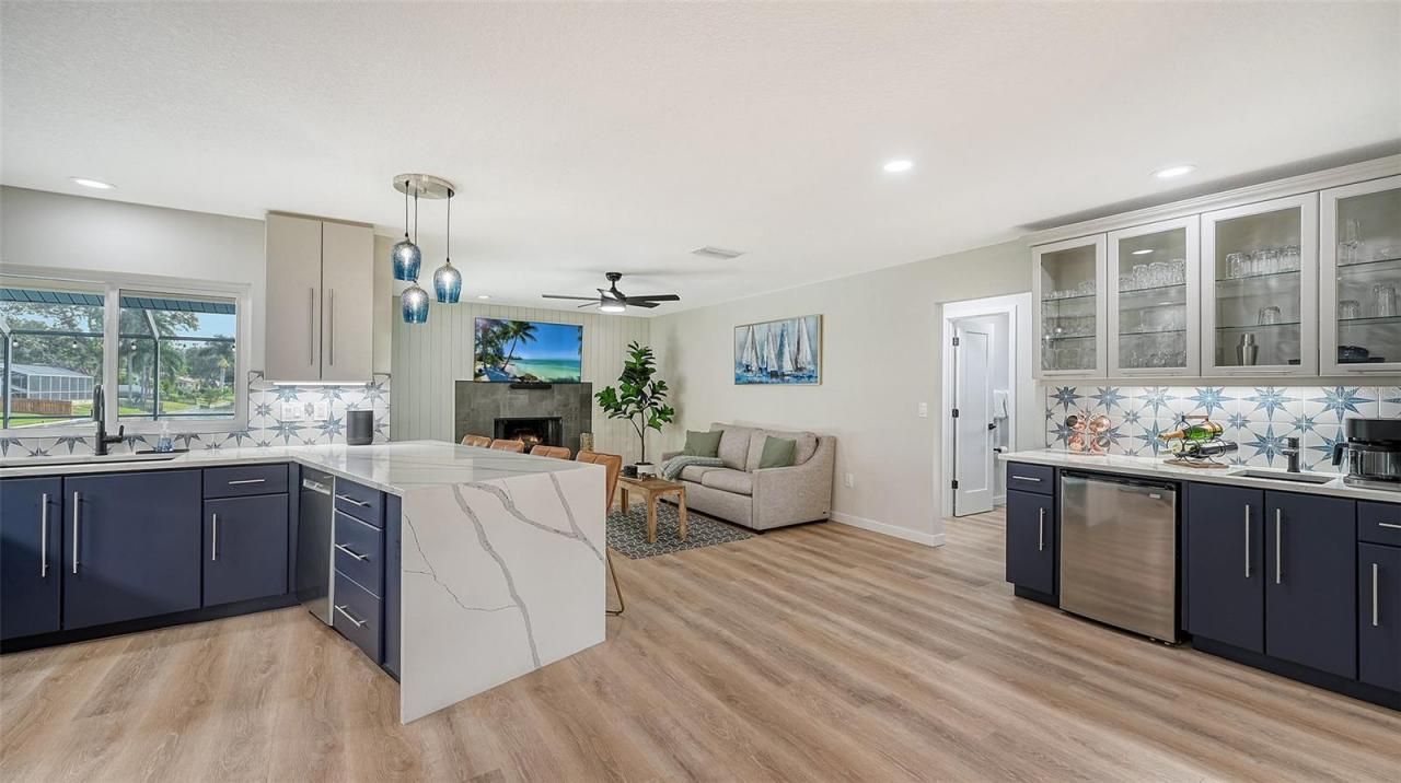 3924 Helene Street, Sarasota, FL 34233 Photo