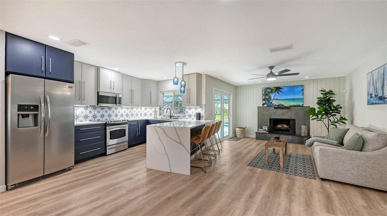 3924 Helene Street, Sarasota, FL 34233 Photo