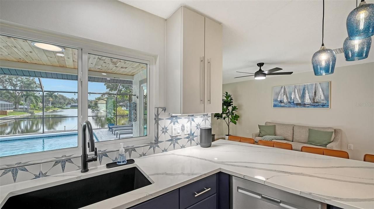 3924 Helene Street, Sarasota, FL 34233 Photo