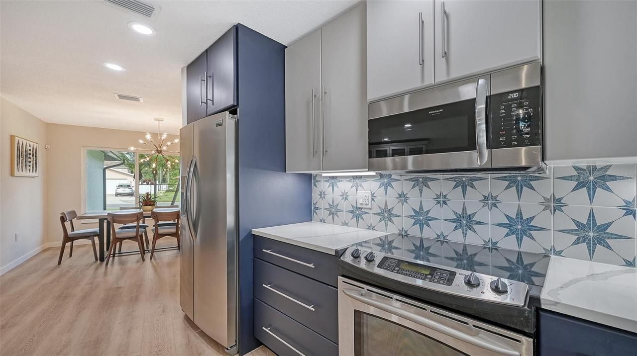 3924 Helene Street, Sarasota, FL 34233 Photo