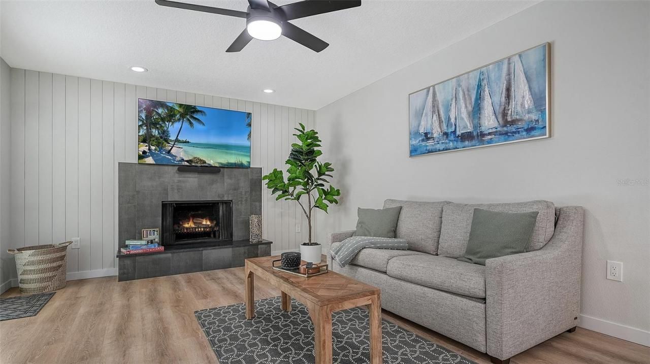 3924 Helene Street, Sarasota, FL 34233 Photo