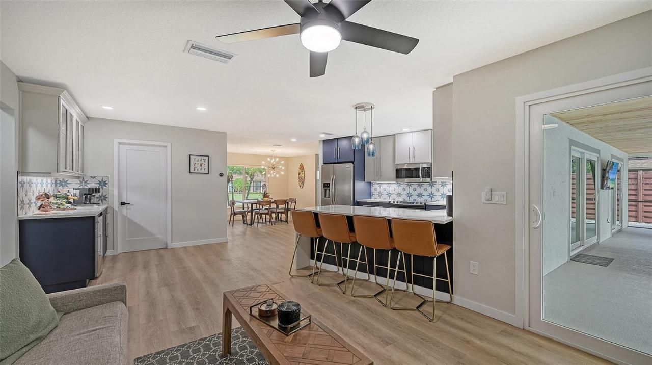 3924 Helene Street, Sarasota, FL 34233 Photo