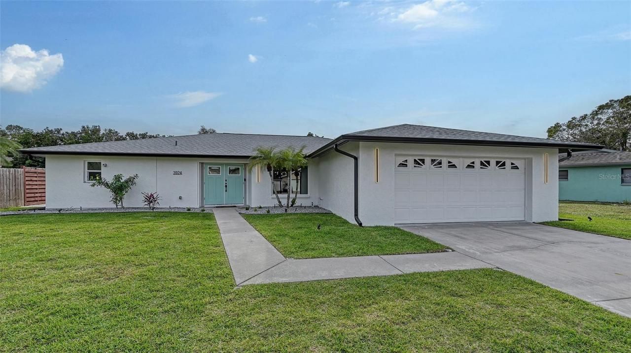 3924 Helene Street, Sarasota, FL 34233 Photo