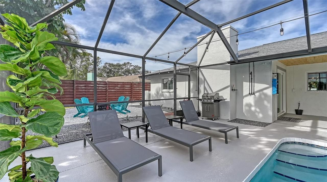 3924 Helene Street, Sarasota, FL 34233 Photo