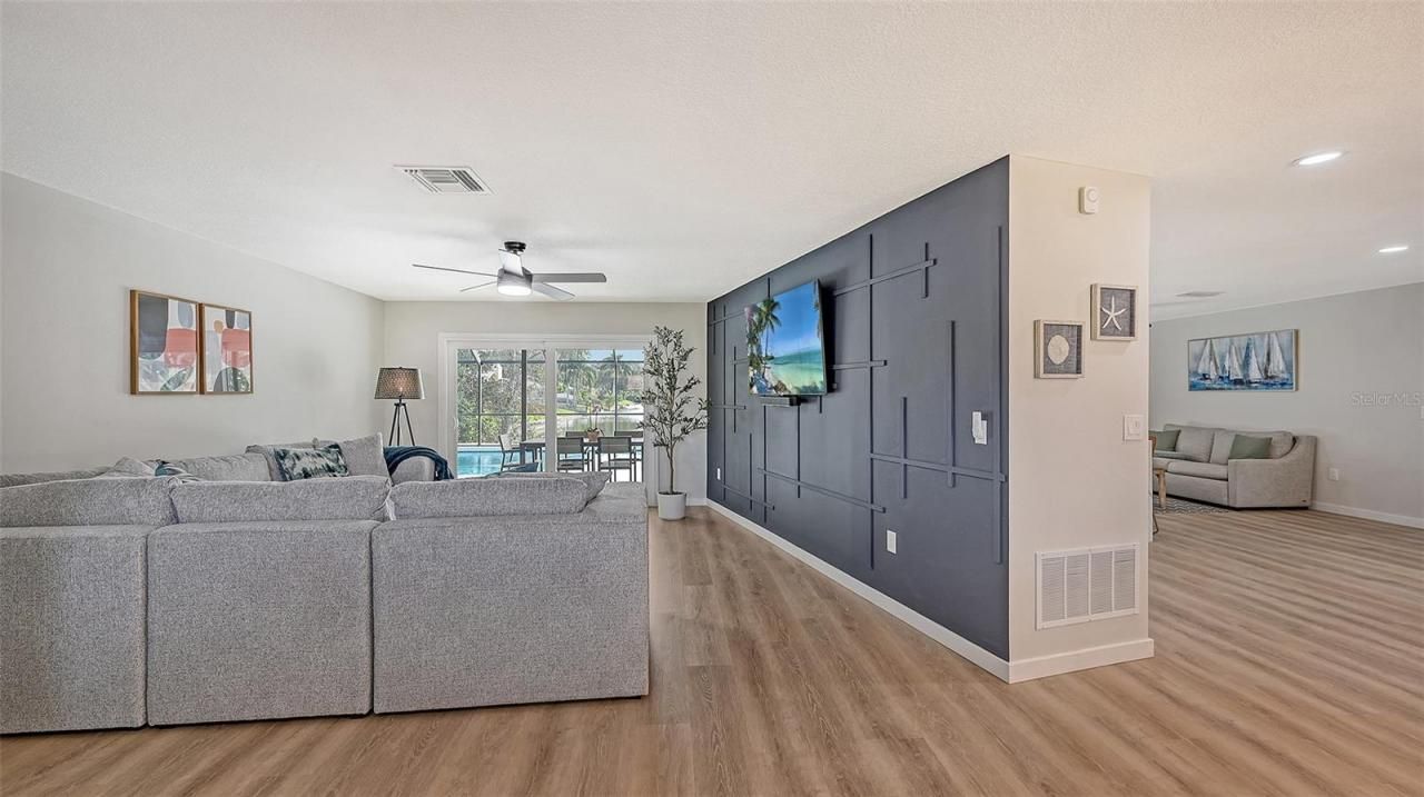 3924 Helene Street, Sarasota, FL 34233 Photo