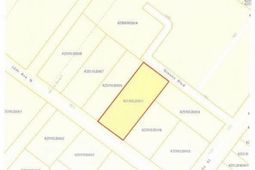 (1.5 Acres) N 10th Ave. N photo 4