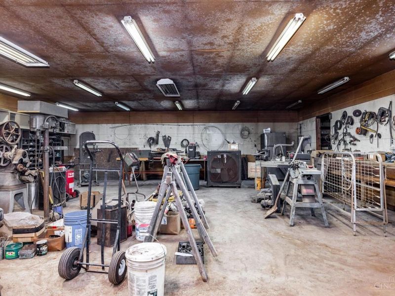 3977 Stillwell Beckett Road, Hamilton, OH 45013 Photo 21