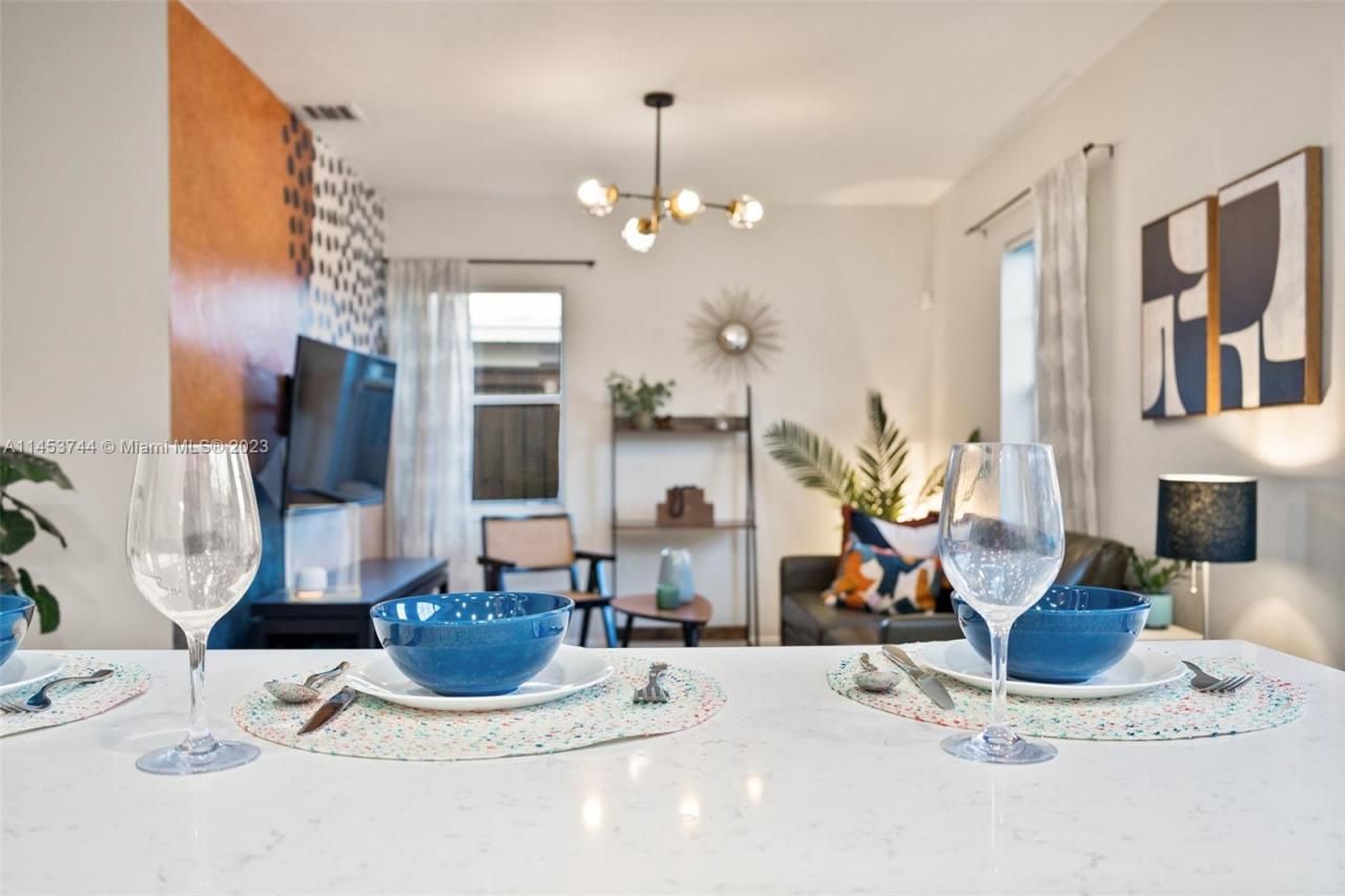 201 NE 16th Ct, Fort Lauderdale, FL 33305 Photo