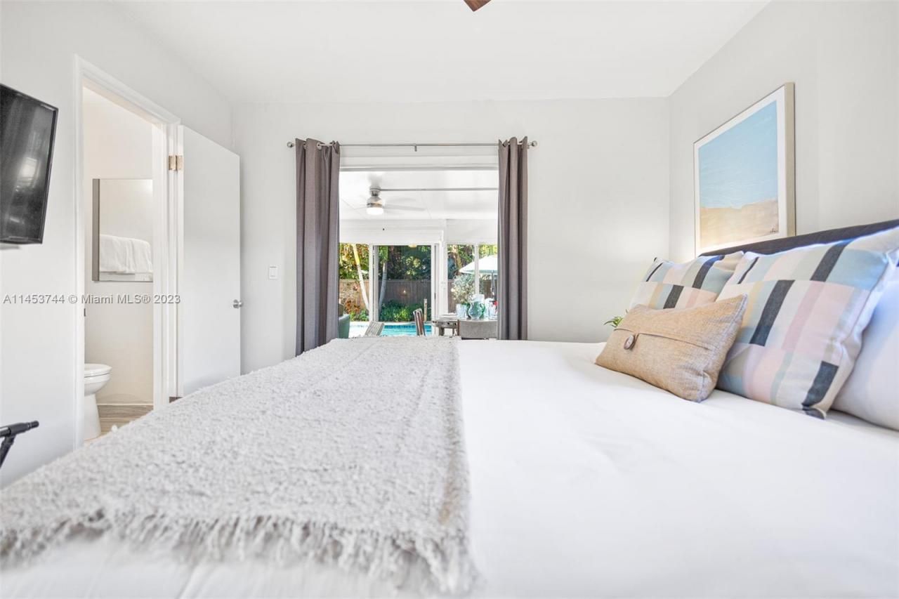 201 NE 16th Ct, Fort Lauderdale, FL 33305 Photo