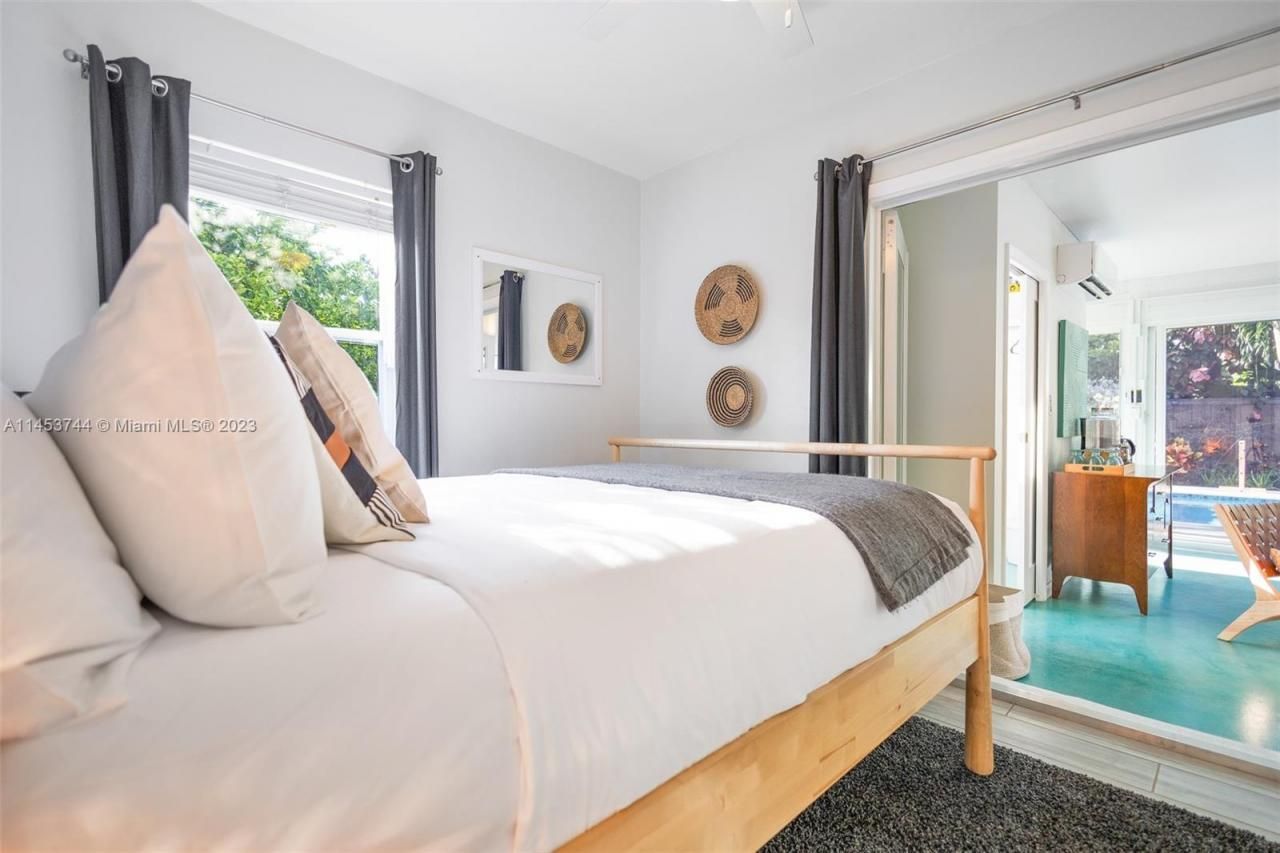 201 NE 16th Ct, Fort Lauderdale, FL 33305 Photo