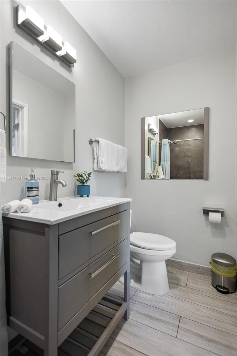 201 NE 16th Ct, Fort Lauderdale, FL 33305 Photo