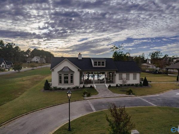v 3 Copper Leaf Walk, Gadsden, AL 35901