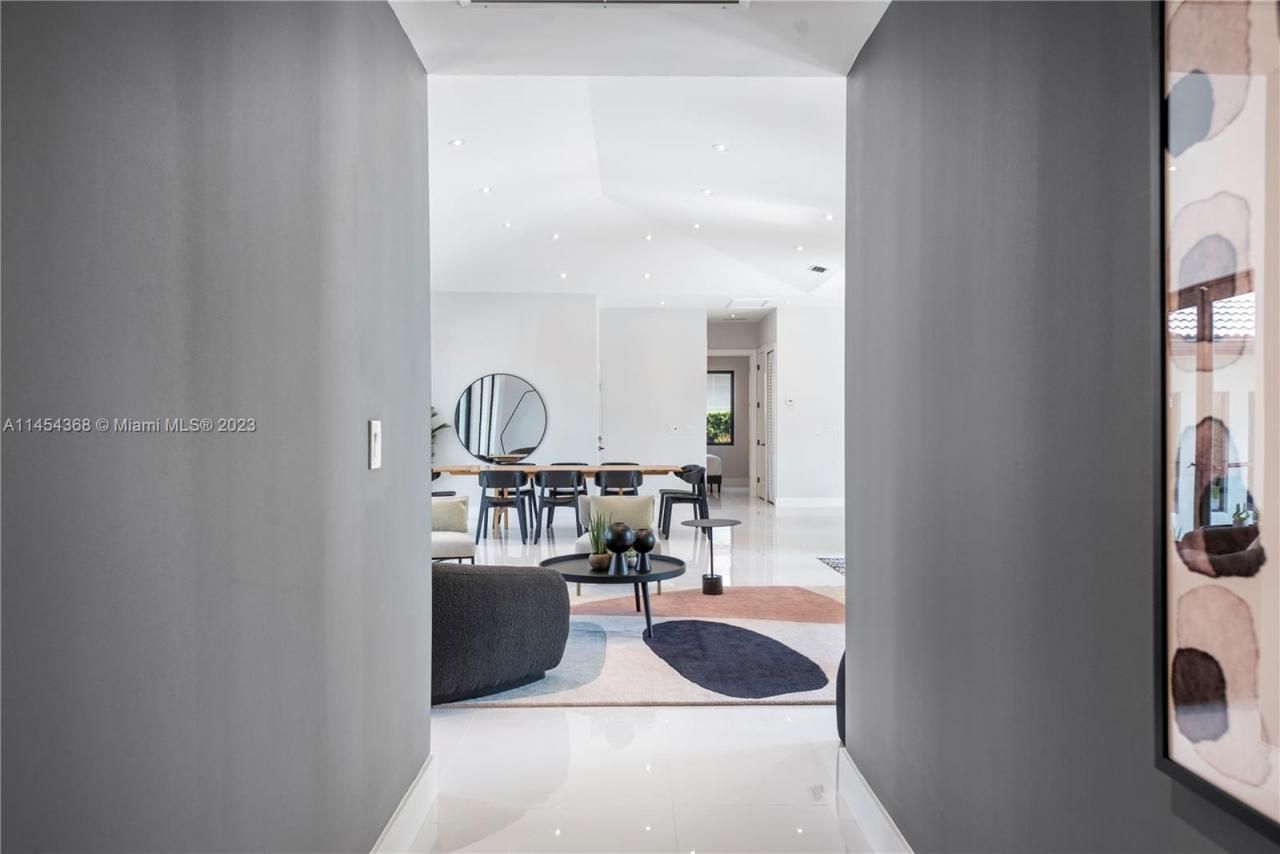 525 SW 87th Ave, Miami, FL 33174 Photo